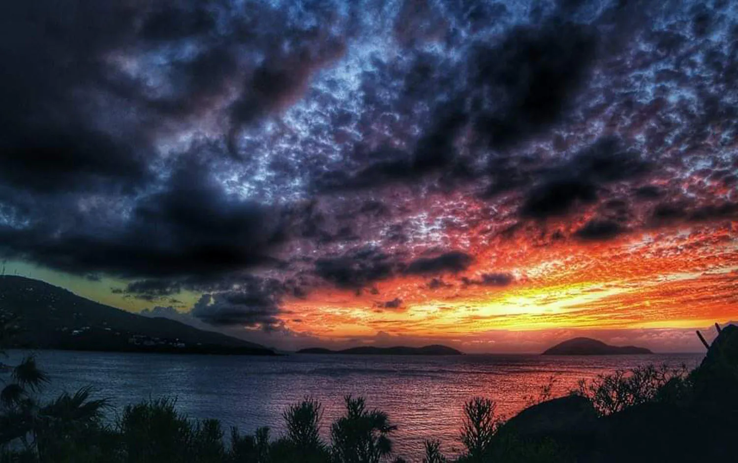 Dramatic Sunset landscape photography by John Frazee